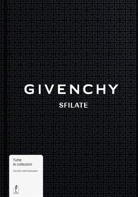 Givenchy Sfilate, tutte le collezioni dal '52 in un libro.